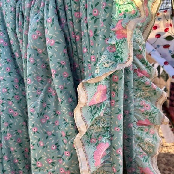 Vintage Wamsutta  Pink Blue Green Floral Ruffle Queen Comforter‎ - Picture 2 of 6